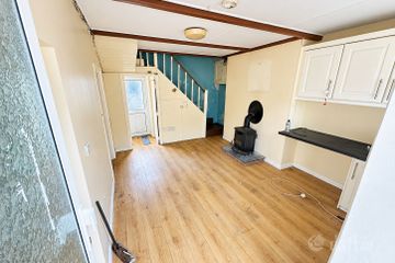 9 Woodview Terrace, Foynes, Foynes, Co. Limerick, V94KHC8 — photo 3