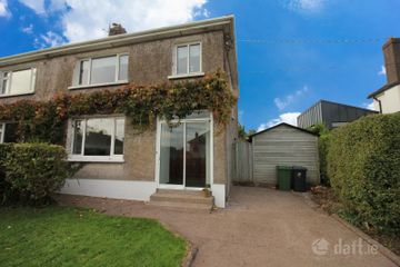 17 Linden Avenue, Beaumont, Ballintemple, Co. Cork, T12Y6TP — photo 2