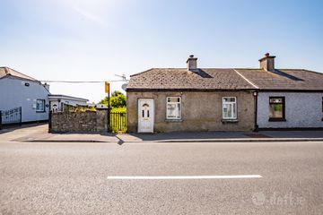 17 Valley Cottages, Patrick Street, Mullingar, Co. Westmeath, N91P2K6