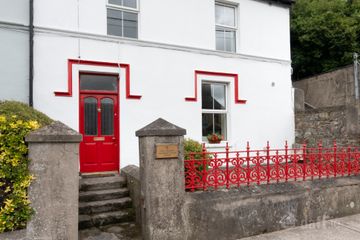 1 Strawberry Cottages, Lee Road, Sundays Well, Cork, T23K12Y — photo 2