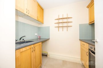 Apartment 37, Beaumont Hall, Beaumont, Dublin 9, D09XT50 — photo 3