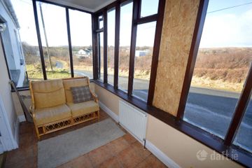 ENTRANCE PORCH