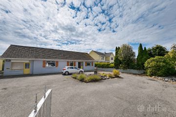 Main Street, Roosky, Rooskey, Co. Roscommon, N41X4D7 — photo 2