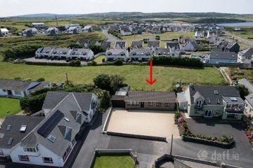 Saint Patrick's, Lahinch, Lahinch, Co. Clare, V95H6T4 — photo 2