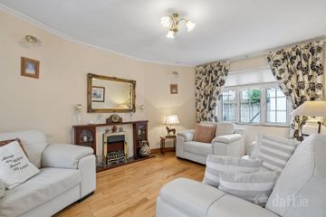 5 Huxley Crescent, Dublin 8, D08 E20T — photo 3