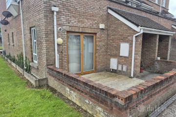 32 Latchford Close, Castaheany, Ongar, Dublin 15 — photo 2