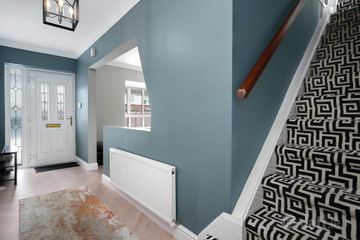 18 Griffeen Glen Crescent, Lucan, Co. Dublin — photo 3