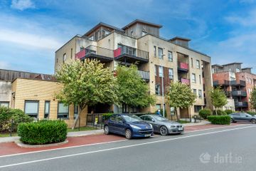 Apartment 5, 18 Marrsfield Avenue, Clongriffin, Dublin 13, D13PH00 — photo 2