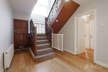 Oak Lawn, Castleknock, Castleknock, Dublin 15 — photo 2