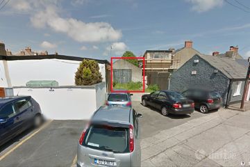 Cresent Place, Clontarf, Co. Dublin — photo 2