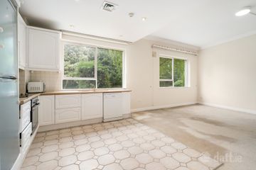2 Ardoyne House, Pembroke Park, Ballsbridge, Dublin 4, D04PX08 — photo 3