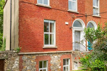 9 Sydenham Road, Dundrum, Dublin 14, D14YC66 — photo 2