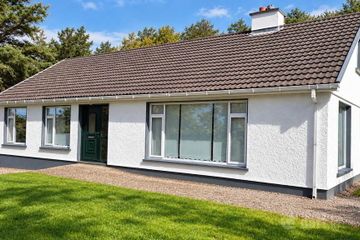 Meenaduff, Bunbeg, Derrybeg, Co. Donegal, F92T2VN