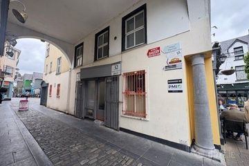 32 Merchants Square, Ennis, Co. Clare — photo 2