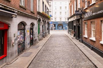 Apartment 11, 50-52 Dame Street, Temple Bar, Dublin 2, D02VK59 — photo 2