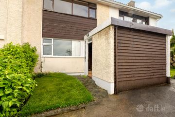 6 Father Meehan Place, Castlebar, Castlebar, Co. Mayo, F23EF97