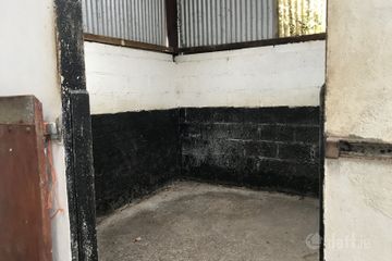 Stables, Golden Road, Farrannamanagh, Cashel, Co Tipperary — photo 3