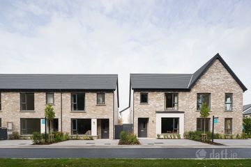 Harpur Lane , Leixlip, Co. Kildare — photo 3