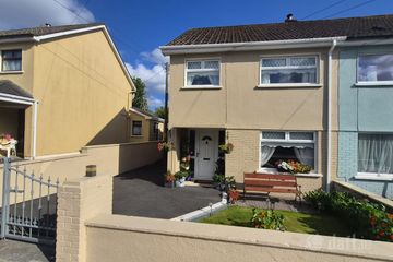 4 Saint Gobnaits Terrace, Ballymakeera, Macroom, Co. Cork, P12HD43 — photo 2