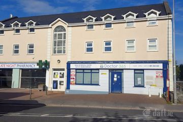 8 University Halls, Newcastle Road, Newcastle, Galway City, H91 R803