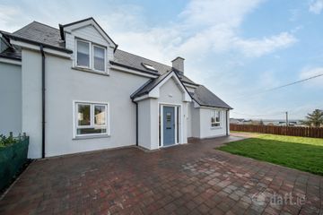 4 Radharc Na Noilean, Magheraclogher, Gweedore, Co. Donegal, F92T938 — photo 2