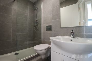 Apartment 153, Block 4, Parkgate Place, Dublin 8 — photo 3