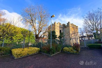 Dundrum Castle, Dundrum, Dublin 14 — photo 2