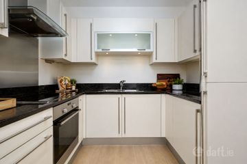 Three Bedroom Apartment Phase 1, Dublin 8, Clancy Quay by Kennedy Wilson, South Circular Road, Dublin 8 — photo 3