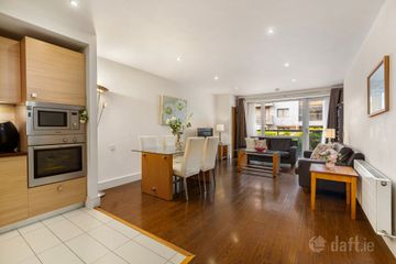 132 Wyckham Point, Wyckham Way, Dundrum, Dublin 16, D16PC56 — photo 2