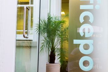 officepods™ Dalkey entrance through a quiet courtyard