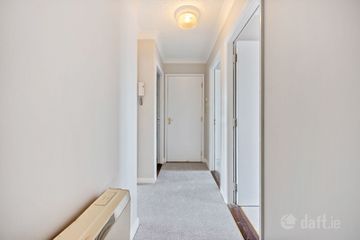 25 Waterside Quay, Hanover Street, Cork City Centre, Co. Cork, T12AF82 — photo 2
