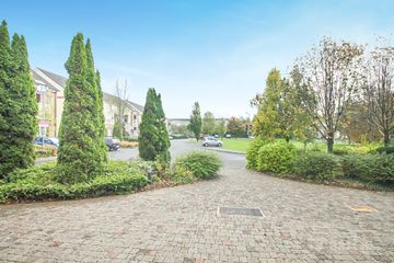 2 Boderg, Shannon Court, Carrick-On-Shannon, Co. Leitrim, N41 N299 — photo 2