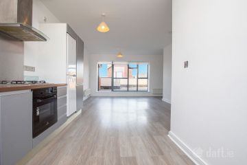 Apartment 3, 16 Marrsfield Avenue, Clongriffin, Dublin 13, D13NW13 — photo 2
