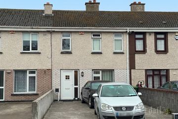 44 & 44A  Shancastle Crescent, Clondalkin, Dublin 22 — photo 2