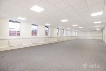 Part 3rd Floor Front, Newmount House, Lower Mount Street, Dublin 2, Dublin 2, Co. Dublin — photo 2
