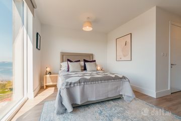3 Bed, Claremont, Howth Road, Howth, Co. Dublin — photo 2