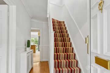 14 Woodlawn Crescent, Santry, Dublin 17, D17X959 — photo 2