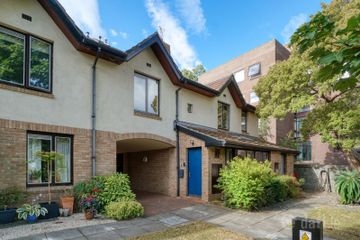 2 Ballygihen, Sandycove Road, Sandycove, Co. Dublin, A96WR82 — photo 3