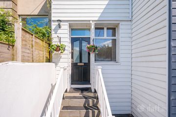 Apartment 1, Gledswood Mews 83 Bird Avenue, Dublin 14, D14TY79 — photo 3