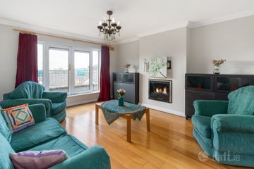 25 Garnish Square, Waterville, Dublin 15, D15 AE10 — photo 2