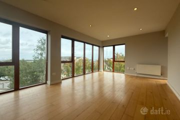 Apartment 8, Oldfield Hall, Ticknock Park, Ticknock, Dublin 18, D18YK80 — photo 2
