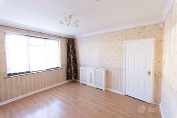 17 Walkinstown Road, Crumlin, Dublin 12, D12N7X2 — photo 3
