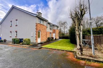 16 Bridge Court, Bridge Street, Ballinasloe, Co. Galway, H53XV26 — photo 2