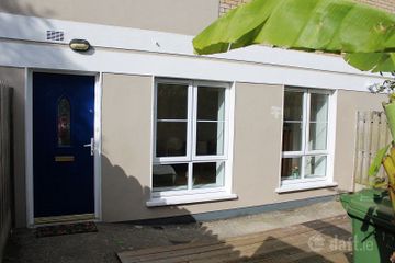 12 Park Boulevard, Dublin 15, Tyrrelstown, Dublin 15, D15HH33 — photo 2