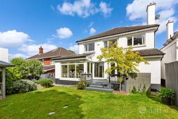 23 Parkvale, Dundrum, Dublin 16, D16 WK09 — photo 2