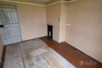 13 The Crescent, Miltown Malbay, Co. Clare, V95C5F9 — photo 3