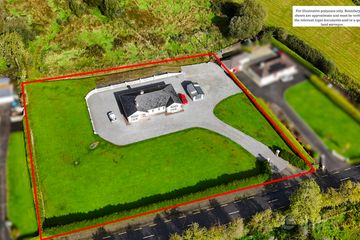 Riverview House, Meenatarriff, Newmarket, Co. Cork, P51 E658 — photo 2