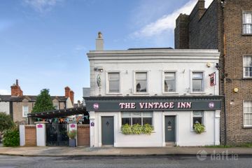The Vintage Inn, 74 Irishtown Road, Irishtown, Dublin 4, D04Y230