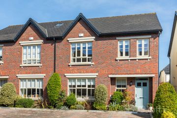 6 Bracken Park Close, Bracken Park, Castleknock, Dublin 15, D15 WDK2