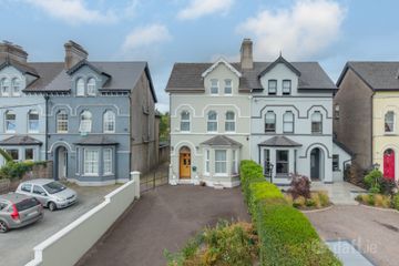 Laurel Bank, Victoria Road, Cork, T12 F5CE — photo 2